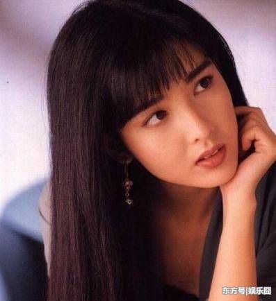 你觉得周慧敏、洪欣、李嘉欣和李若彤谁最美?