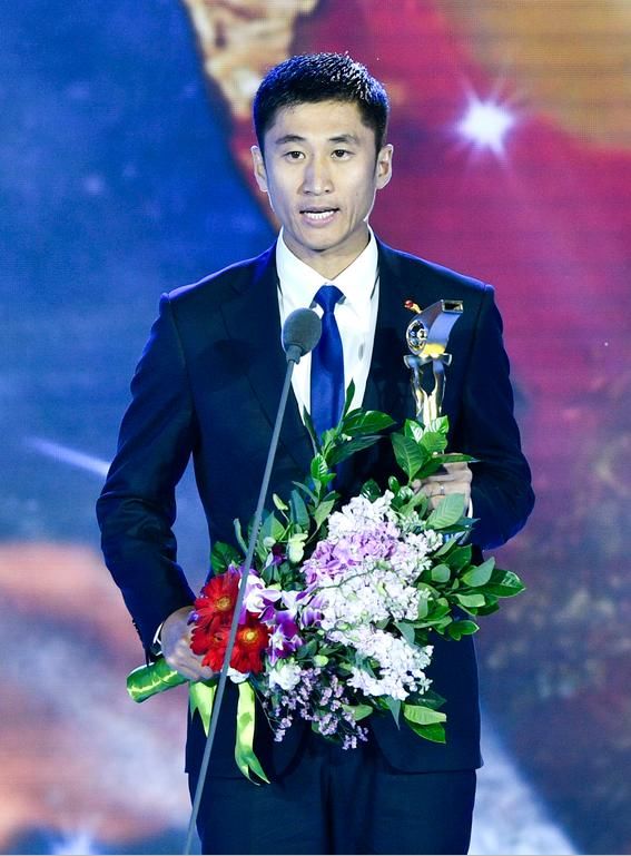 马宁中国足球裁判界黑暗动乱时期后的第一人