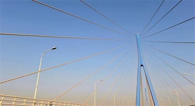 珠港澳大桥通车想自驾去香港,必须满足这2个条