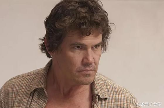 为什么《复仇者联盟3》的灭霸响指一打,美队为