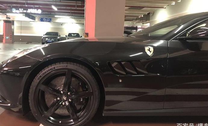 上海最顶级豪宅车库,王思聪儿子和女友都住这