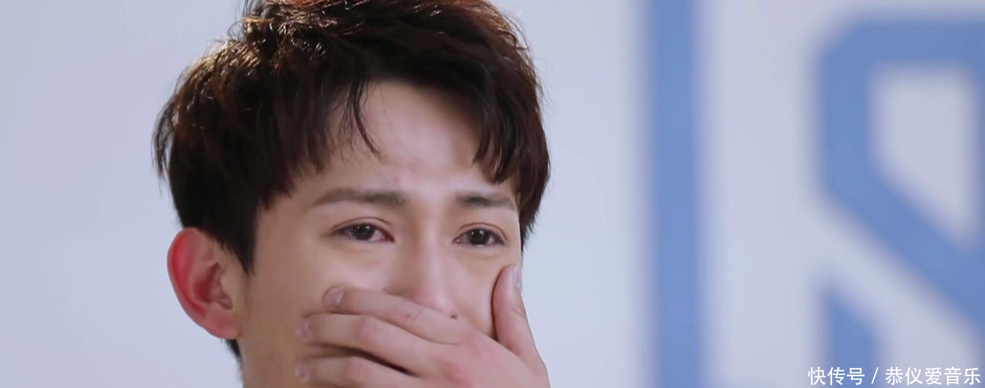 张艺兴李荣浩黑脸训斥,练习生们究竟过的是什