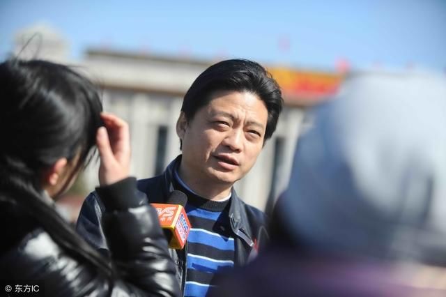 崔永元:母亲帮我艰难走出抑郁症