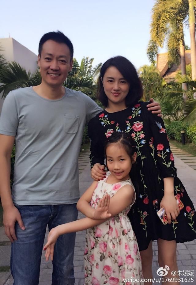 边志军辛柏青的婚姻 与老婆吵嘴总是先认错