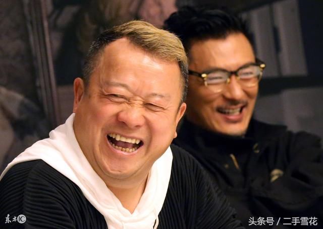 曾志伟到底什么来头?让手撕马苏的黄毅清低头