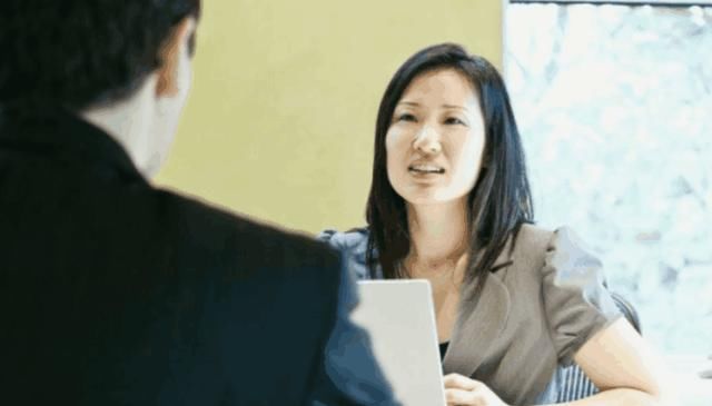 面试官:一个人空肚子最多能吃几个鸡蛋?小伙机