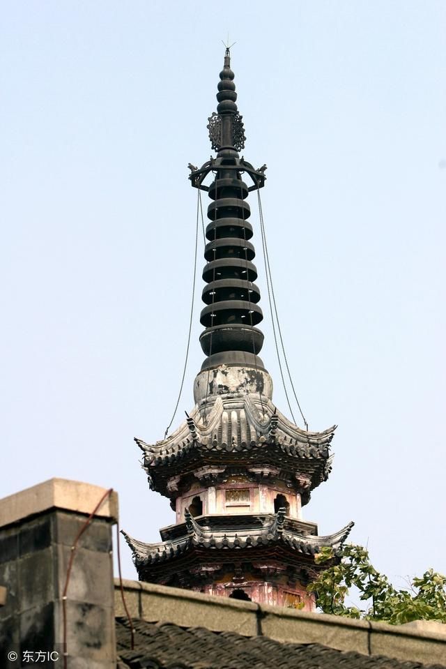 中国最拗口的一个城市,三个字读音都一样,你读