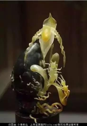 老外坐故宫龙椅竟离奇死亡,灵异背后太吓人