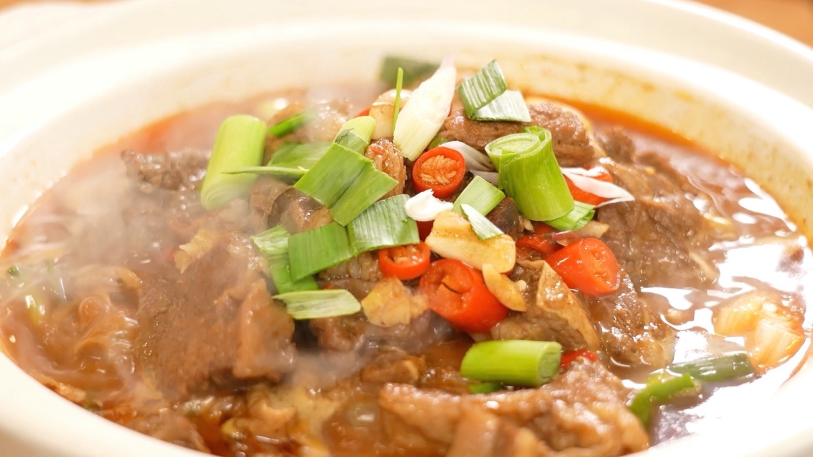 热辣滚烫的人生 一滚三鲜的钵子菜 热辣滚烫的人生 一滚三鲜的钵子菜