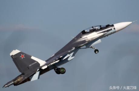 航程5000公里,速度1.8马赫12枚导弹,可击落F2