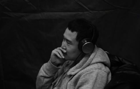 小沈阳首部导演电影杀青,网友却一边倒支持!宋