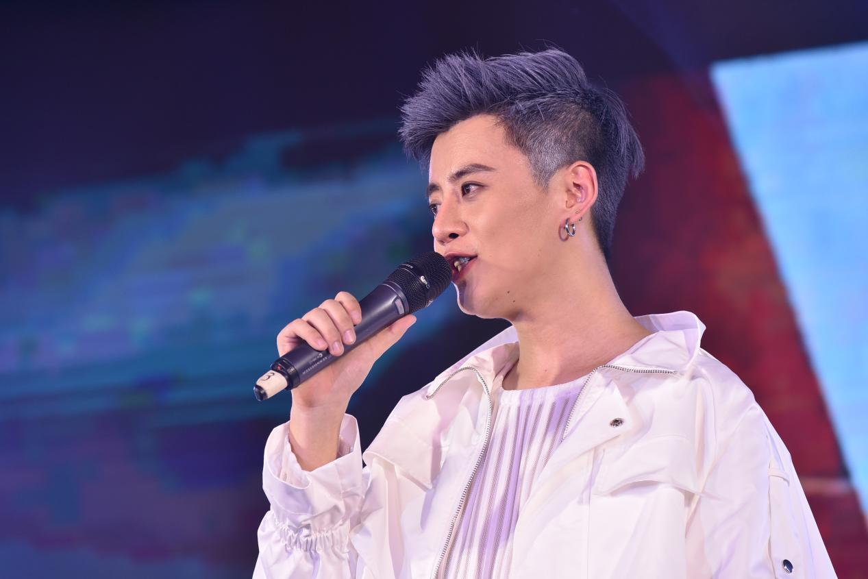 张腾ten专辑首唱会顺利举行 梁永斌慈善助力 提携后辈