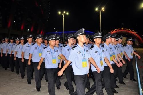 一本的分数报考专科警校,这些学生怎么想的