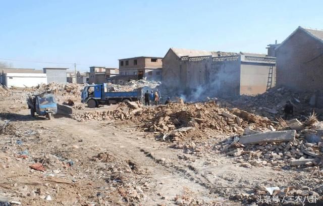 新拆迁补偿实施,新农村建设拆房不予补贴?这些