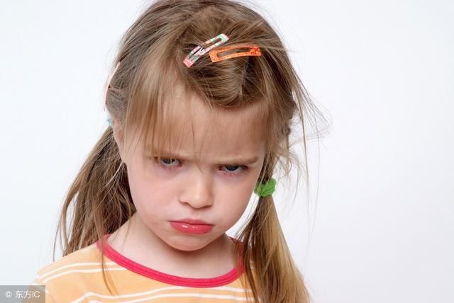 孩子脾气暴躁的根源,来自父母这4种日常行为!