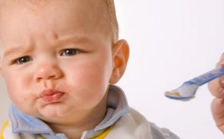 最快退烧法:3个穴位一按,烧到39度,5分钟就退!