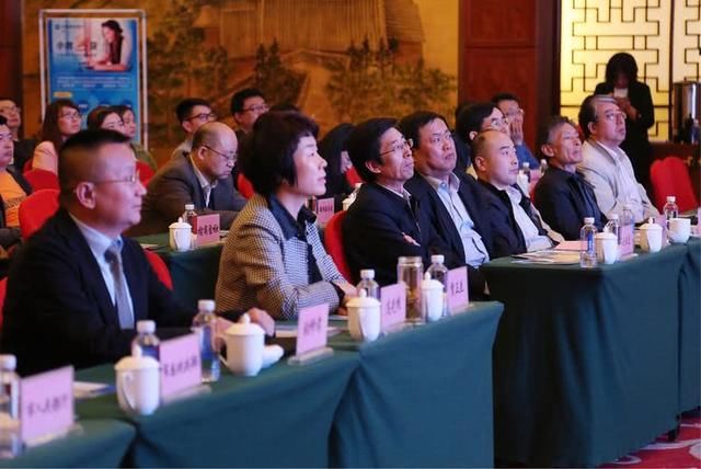 林分行联合榆林市工商联成功举办小微快贷产