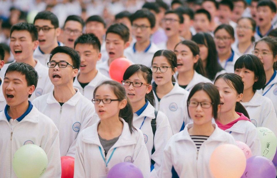 高考满分750分,他考了749分,堪称高考神话