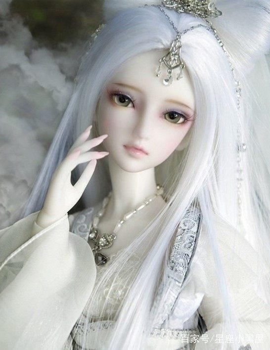 十二星座被魔法诅咒后化身芭比公主,水瓶座超