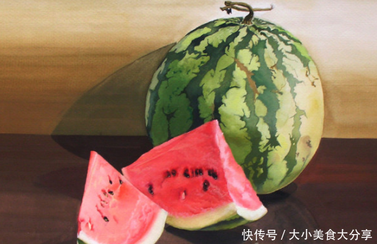 秋瓷炫吃个西瓜就上了日本头条?看完韩国水果