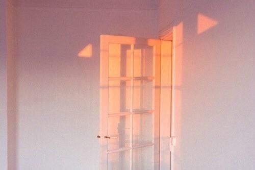 暗示放弃一个人的句子,越读越难过,看了让人想