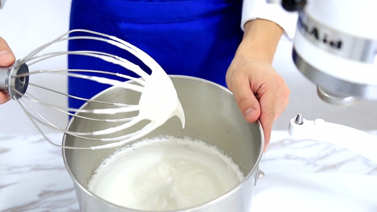 打蛋的基本技巧:蛋白的湿性与干性