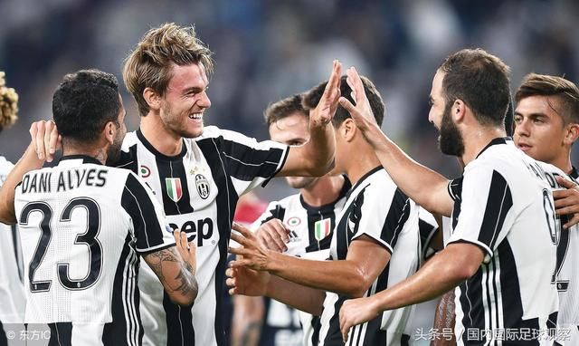 今夏转会烧钱排名:中超被英超完爆!最烧钱俱乐