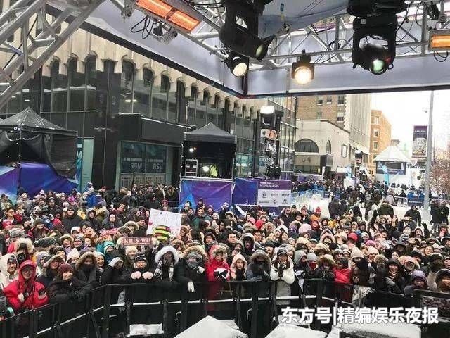 看看吴亦凡的超级碗,再看看1993年迈克杰克逊