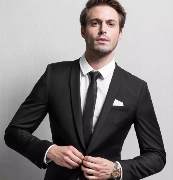 重庆解放碑定做西服一般多少钱?