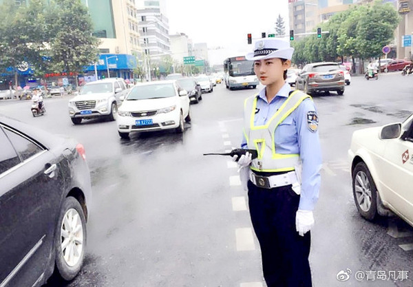深圳女交警图片图片