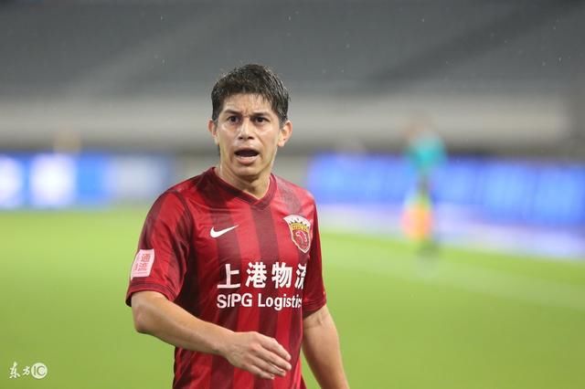 上港亚冠附加赛29人名单-埃尔克森补报孔卡无