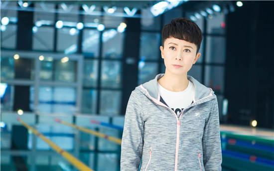 《浪花一朵朵》杀青谭松韵熊梓淇含泪相拥