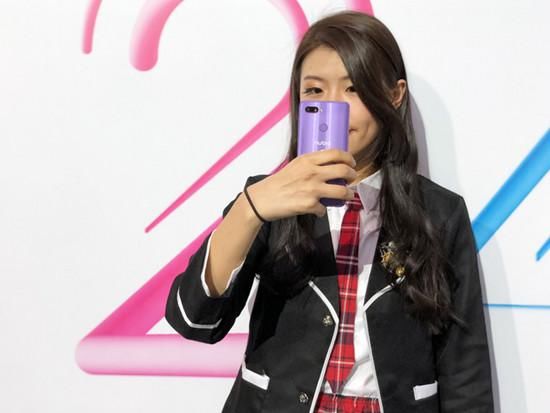 努比亚千元神机问世,拍照强过华为P20!选它还