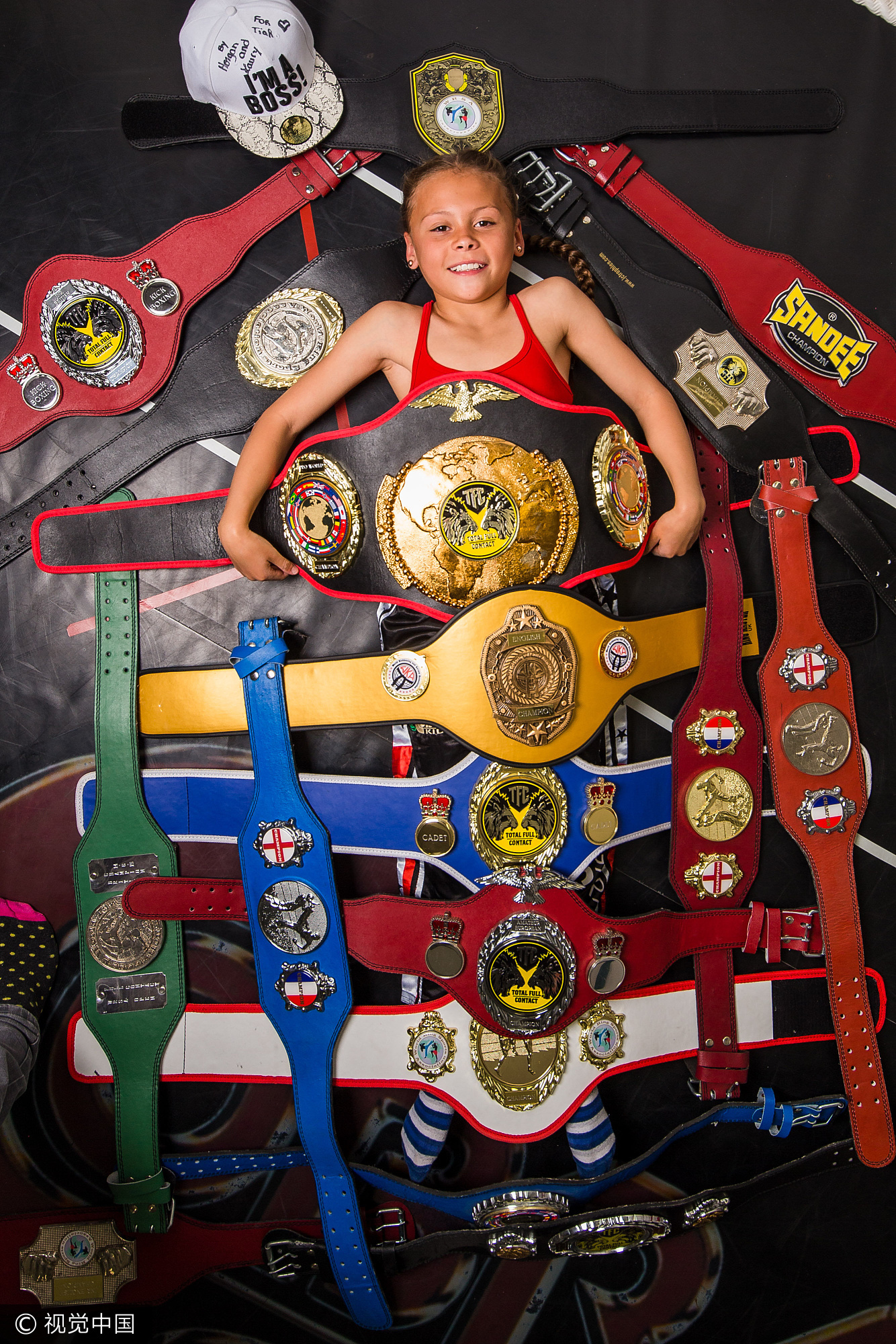 英国小女孩从小爱打架 十岁时成跆拳道世界冠军