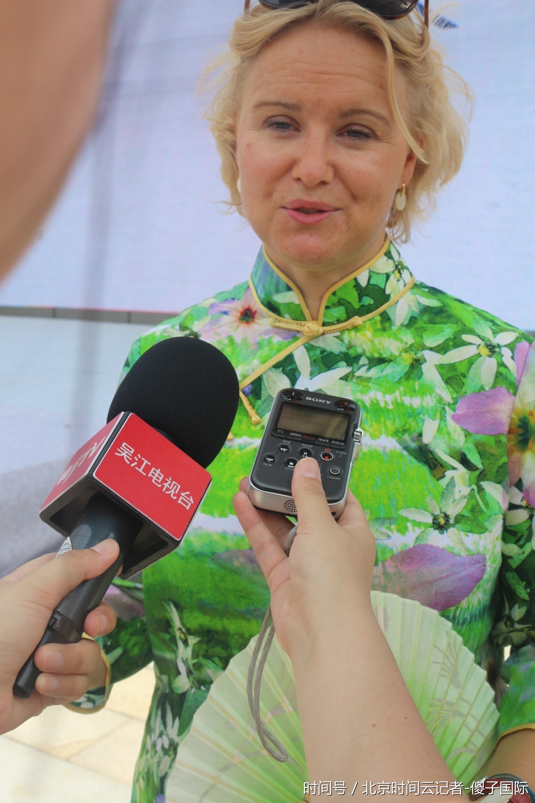 一带一路丝绸风,外交使节吴江行中国旗袍小镇