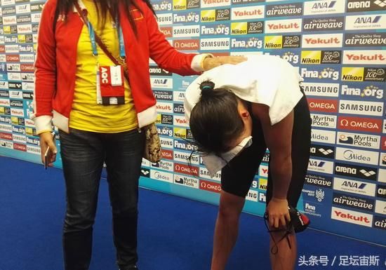 委屈!傅园慧自曝请不起队医想退役 22岁世界冠