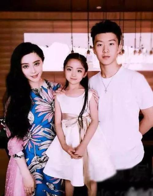 范冰冰生过孩子的证据,范丞丞在哪个学校身高