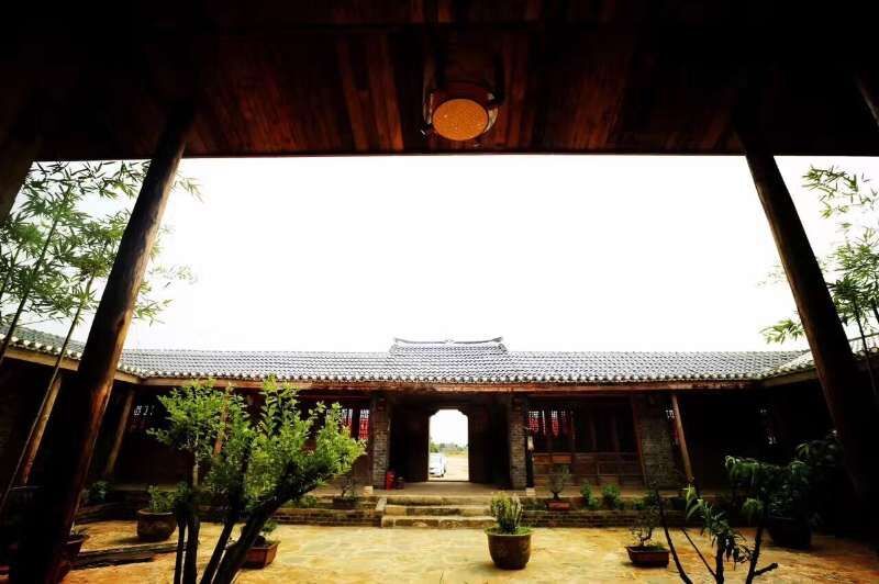 武汉市黄陂区木兰乡大余湾耕读青年客栈 图片来源:武汉市黄陂区文明办