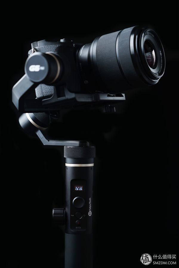 年轻人的第一台百搭型手持稳定器!飞宇蜂鹰G
