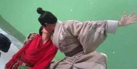 杨幂、刘诗诗、范冰冰、热巴最想删掉的照片!