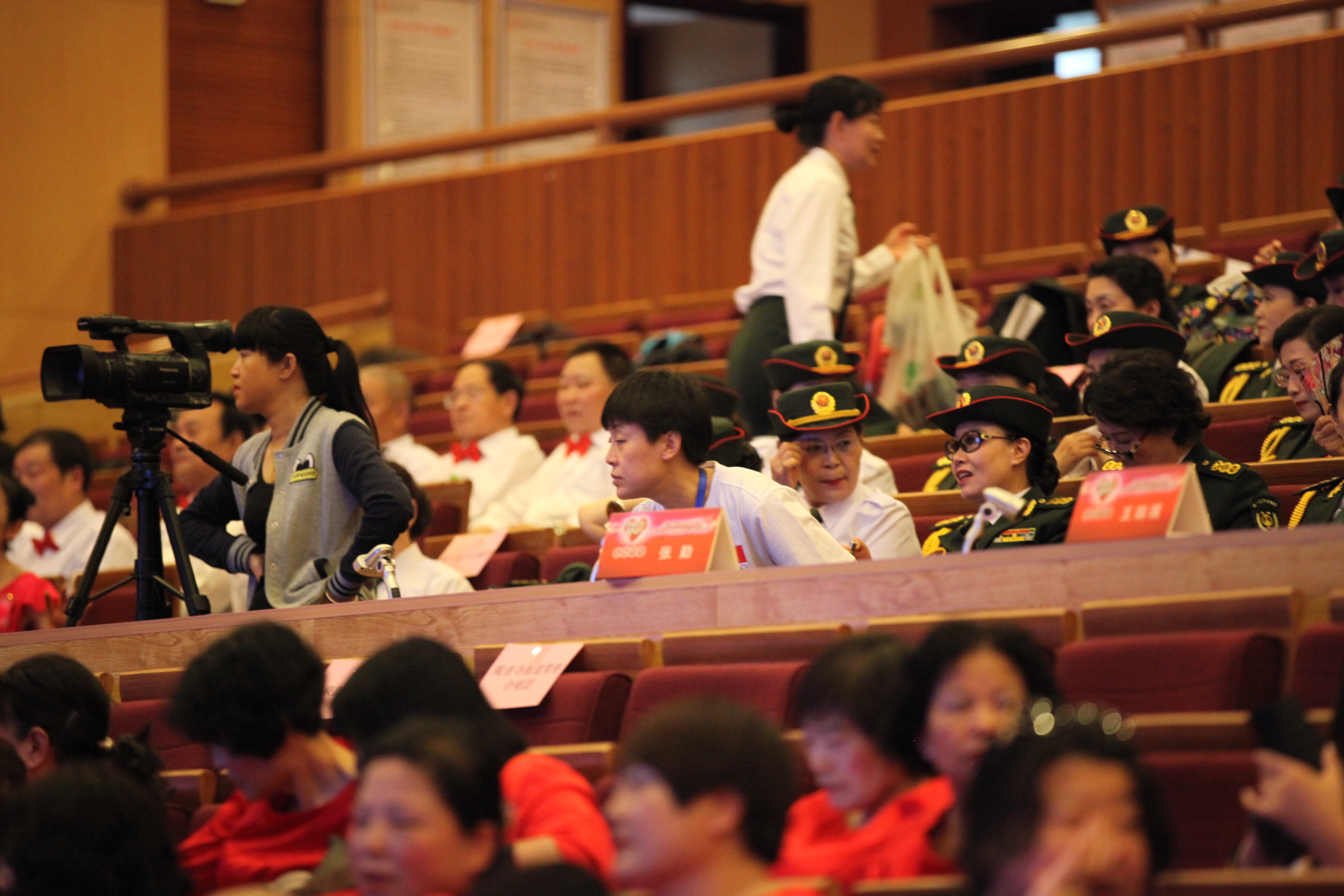 益安宁丸杯第二届北京合唱大赛比赛现场。