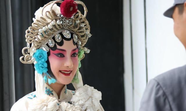 李依晓容貌大变样是因为被叶璇家的狗咬了?她