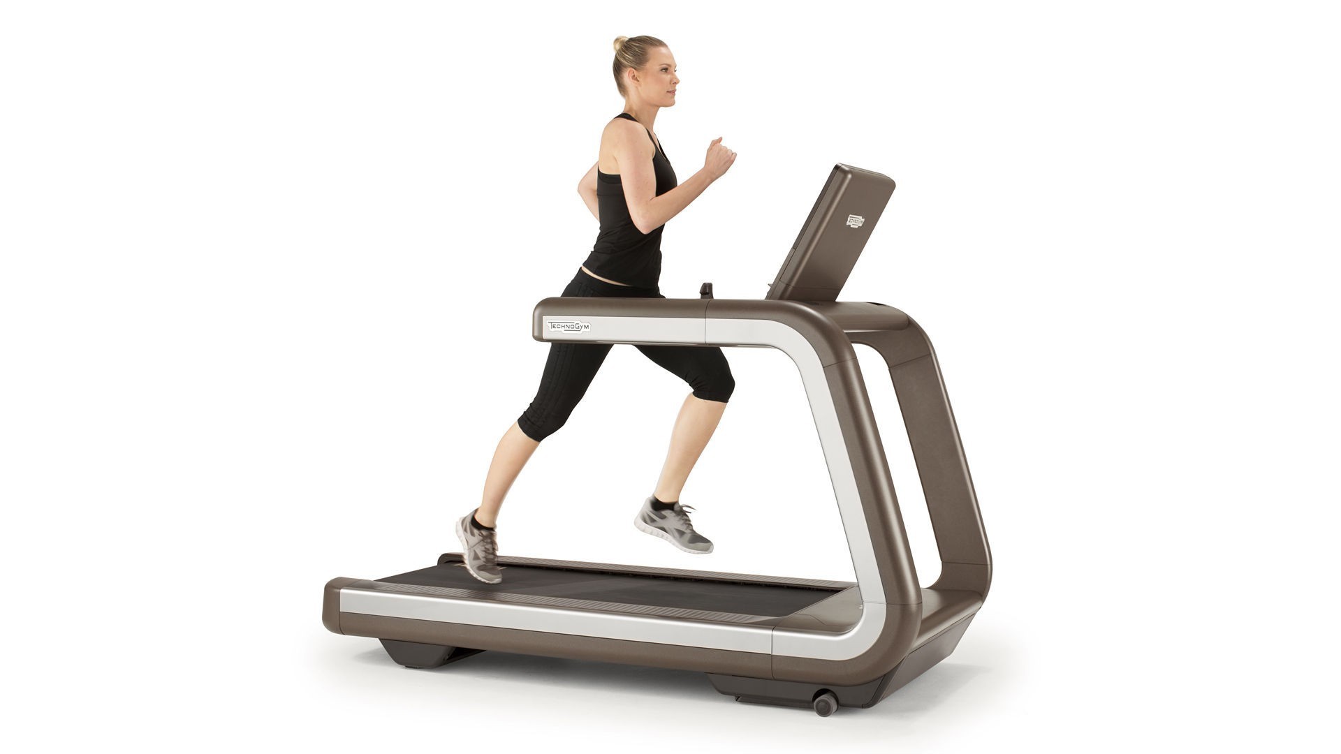 跑步机评测之:泰诺健 ARTIS让你成为跑者中的