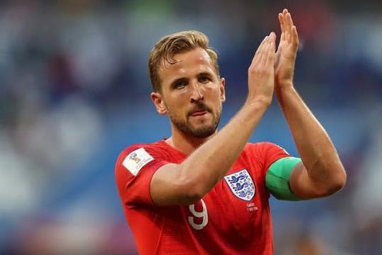 世界杯足球巨星颜值排名,梅西垫底,内马尔上榜