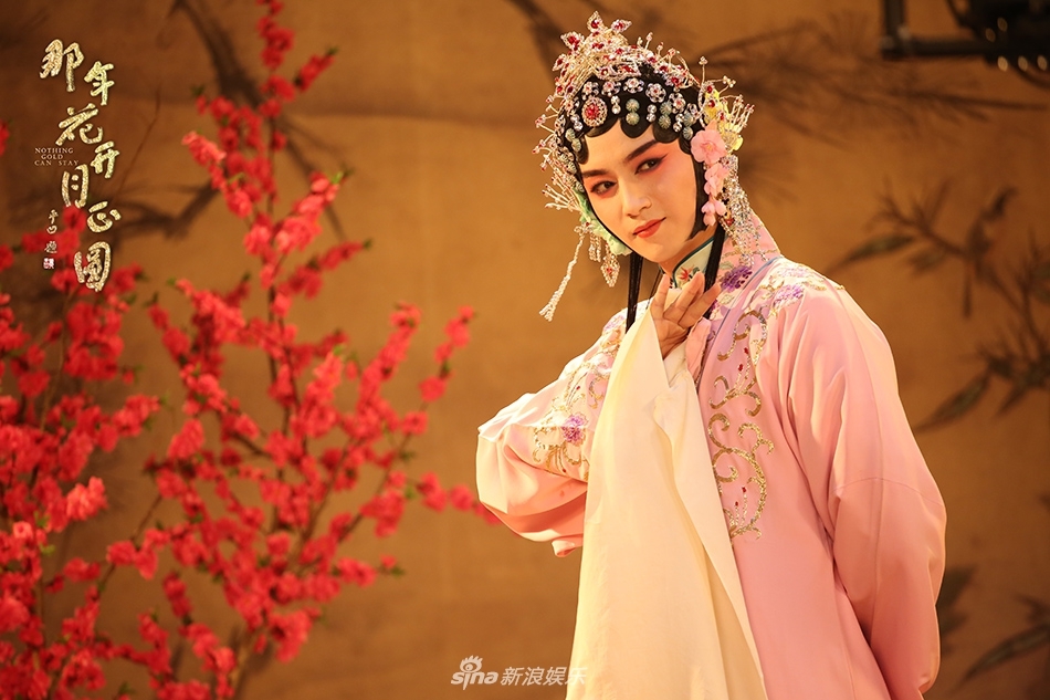 男扮女装最服的就是陈晓 粉黛巧妆扮相惊艳