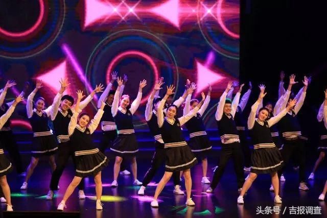 吉林大学举办欢送2018届毕业生主题晚会,展现