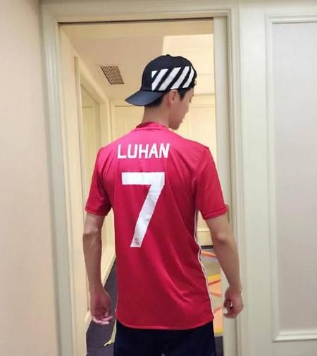 明星家里啥样?看看鹿晗和关晓彤的豪宅,喜欢这