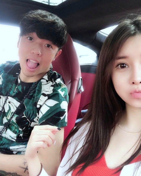 国安中场球星张稀哲大婚 张稀哲妻子袁晓艳性