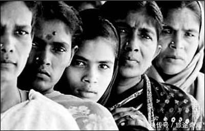 老外游客感叹:中国女性最安全且地位高,印度网