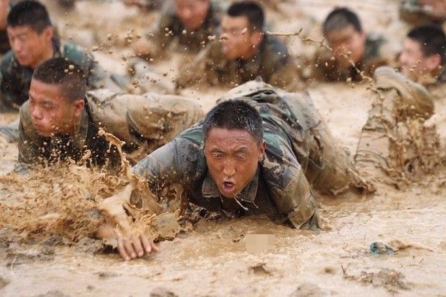 一个特种兵能打几个普通人,答案来了,特种兵亲